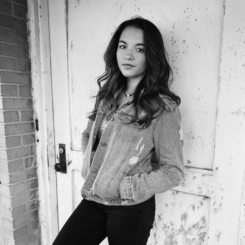 Meet your Posher, Lauren